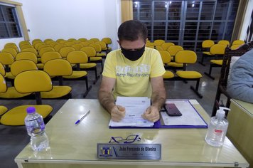 Vereador pede possibilidade de instalação de parque infantil e academia ao ar livre em terreno da antiga escola do Pocinho