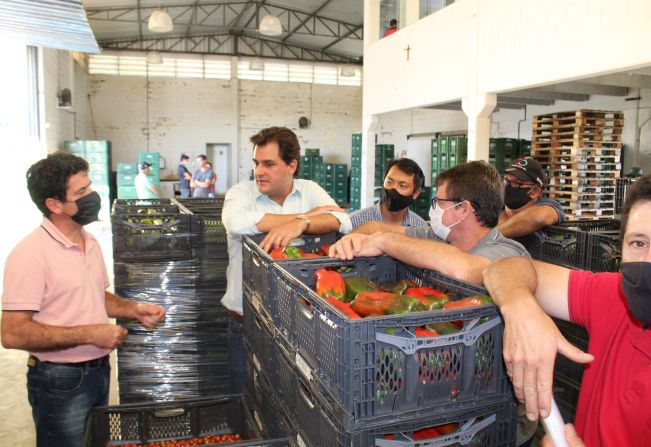 Deputado Estadual visita São Miguel Arcanjo para fortalecer a agricultura